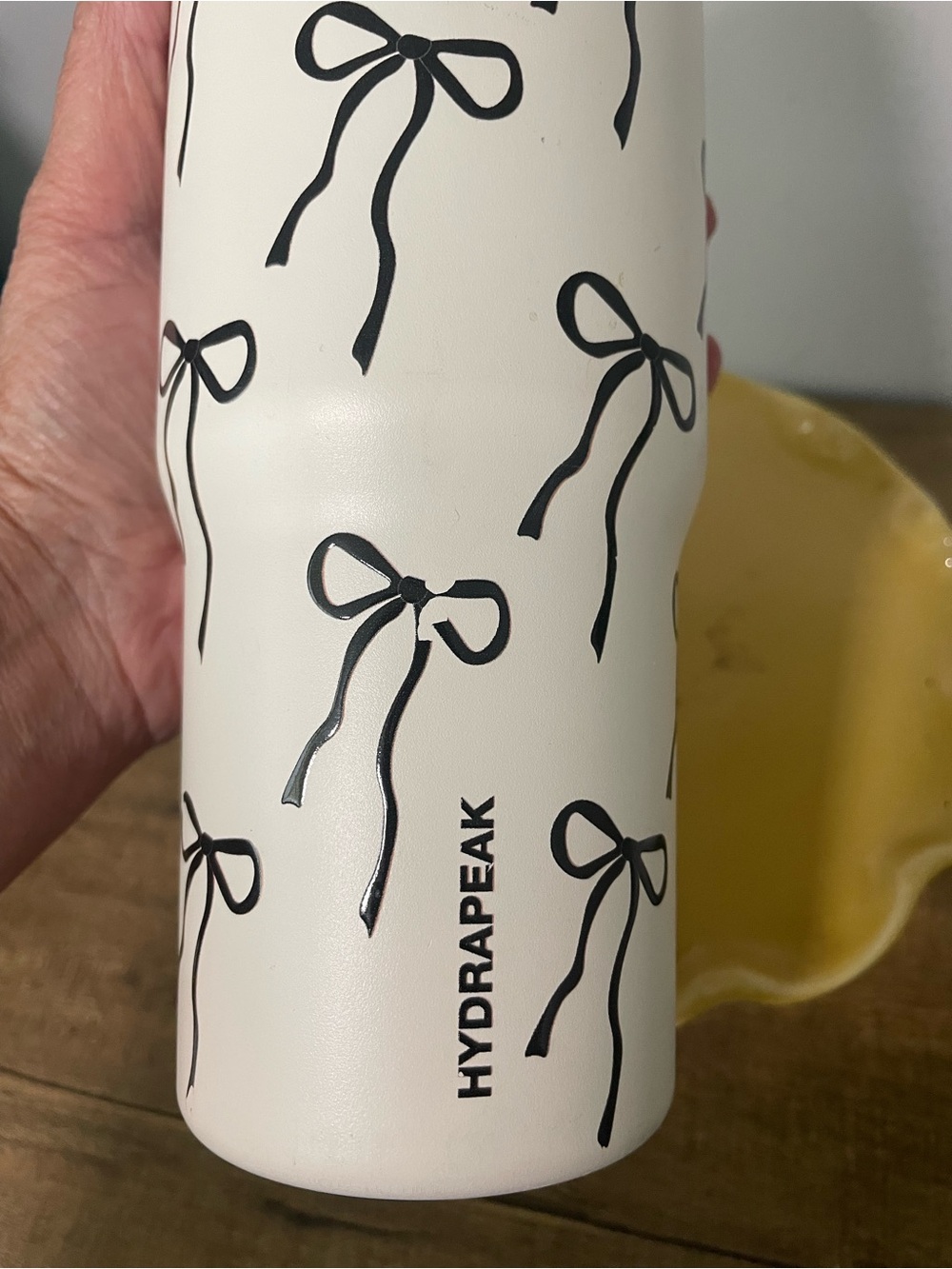 HydraPeak Stainless Steel Tumbler - Cream with Black Base - Picture 3 of 9
